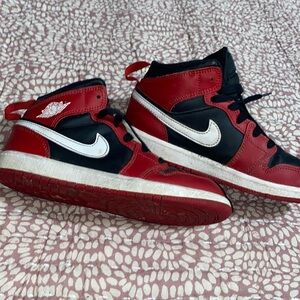 Air Jordan high tops